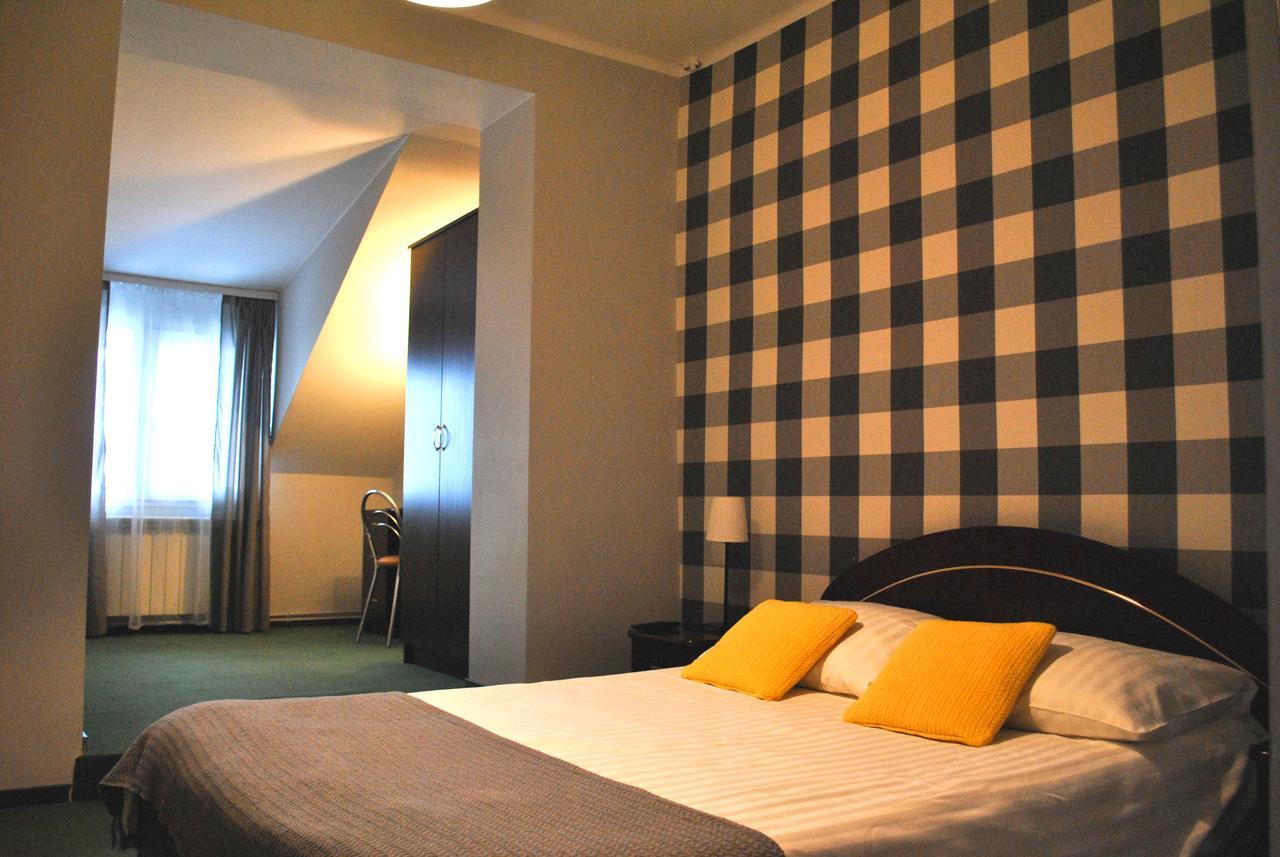Labirynt Hotel Lomza Bagian luar foto